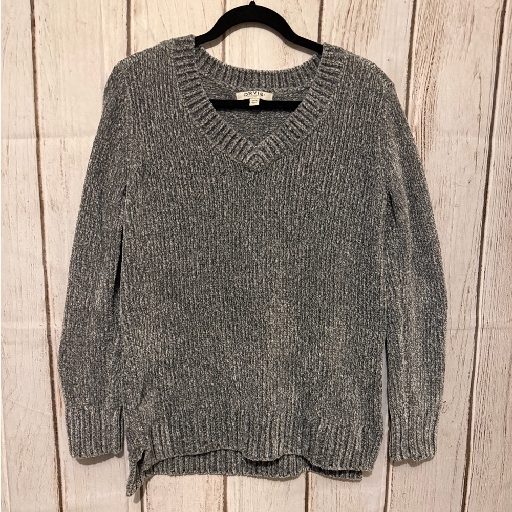 Orvis Women's Gray Chenille Knit V-Neck Pullover Sweater
Size Small NWOT